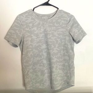 Lululemon short sleeve